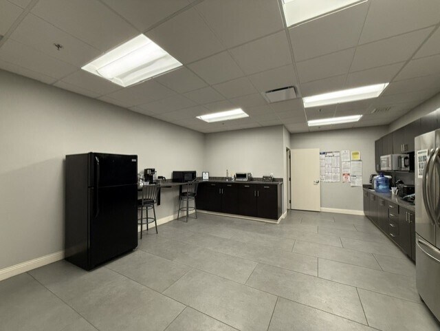 More Photos Of 900 Grier Dr, Las Vegas Office For Lease
