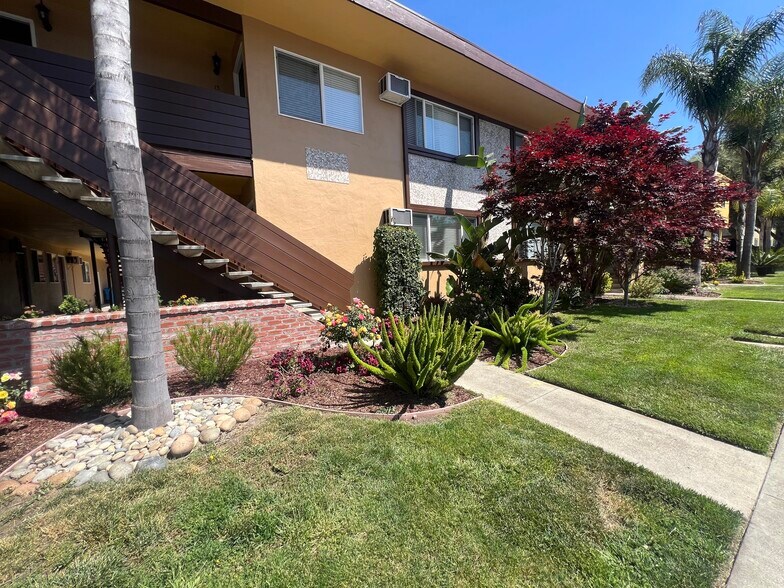 More Photos Of 925 Pomeroy Ave, Santa Clara Apartments For Sale