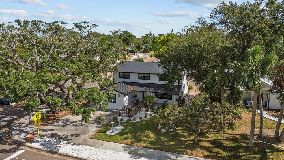 Primary Photo Of 1122 Omaha St, Palm Harbor Office Residential For Sale