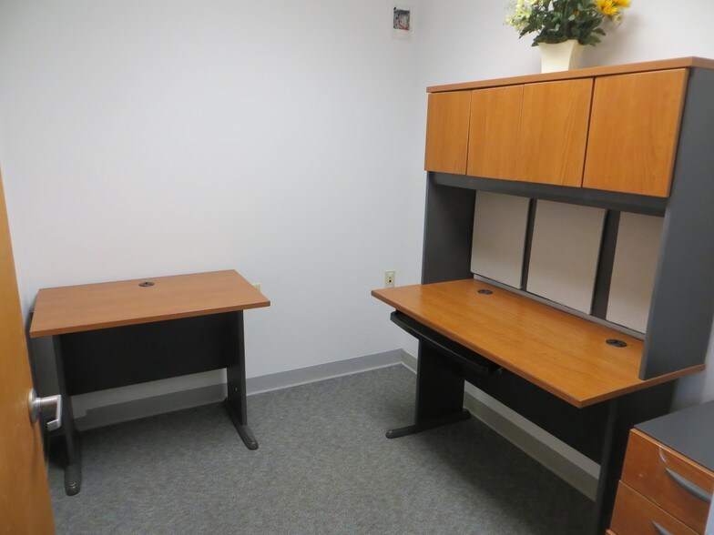 More Photos Of 222 Schanck Rd, Freehold Medical For Lease
