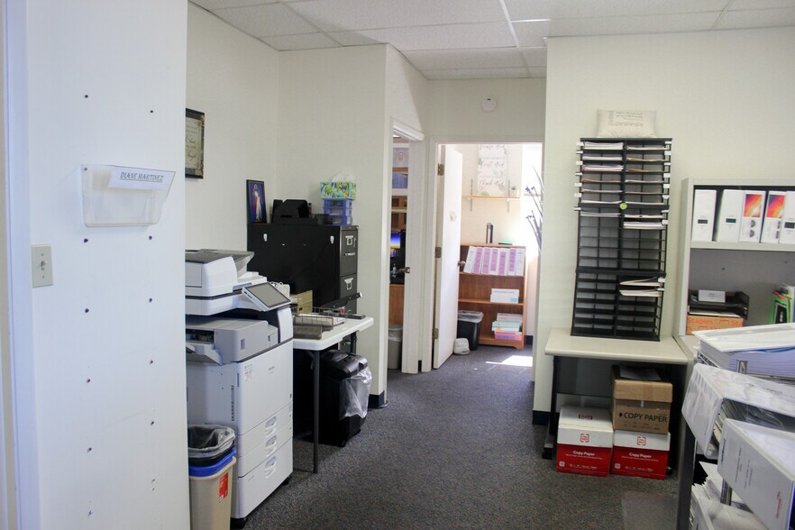 More Photos Of 804 N Belcher Rd, Clearwater Office For Sale