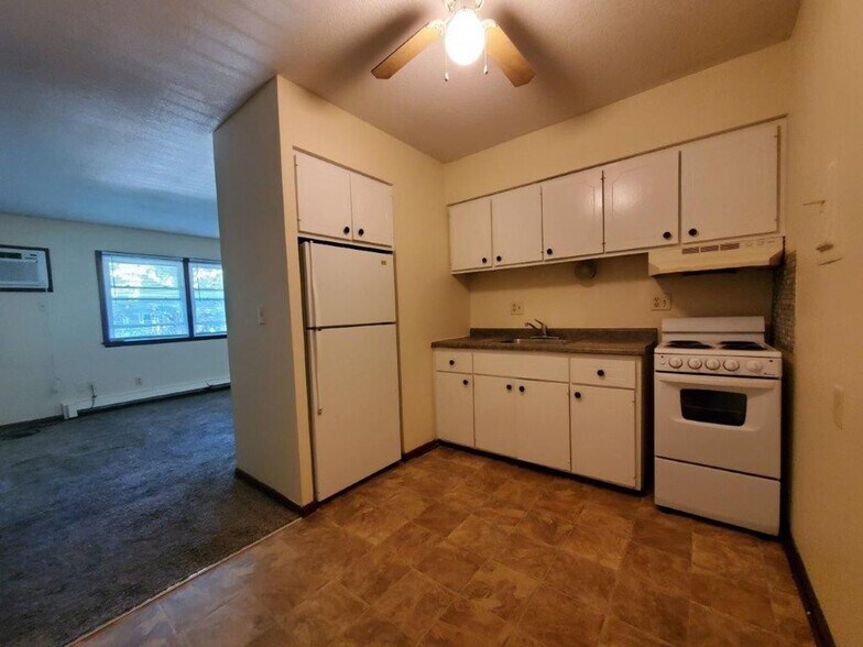 More Photos Of , Des Moines Multifamily For Sale