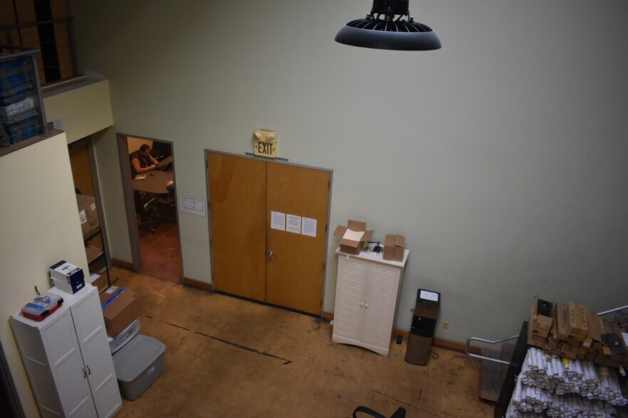 More Photos Of 5508 Santa Fe Ave, Los Angeles Light Manufacturing For Sale