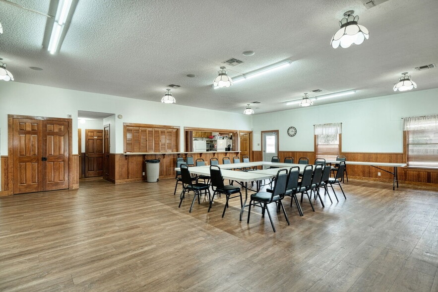More Photos Of 4716 Bull Creek Rd, Austin Religious Facility For Sale