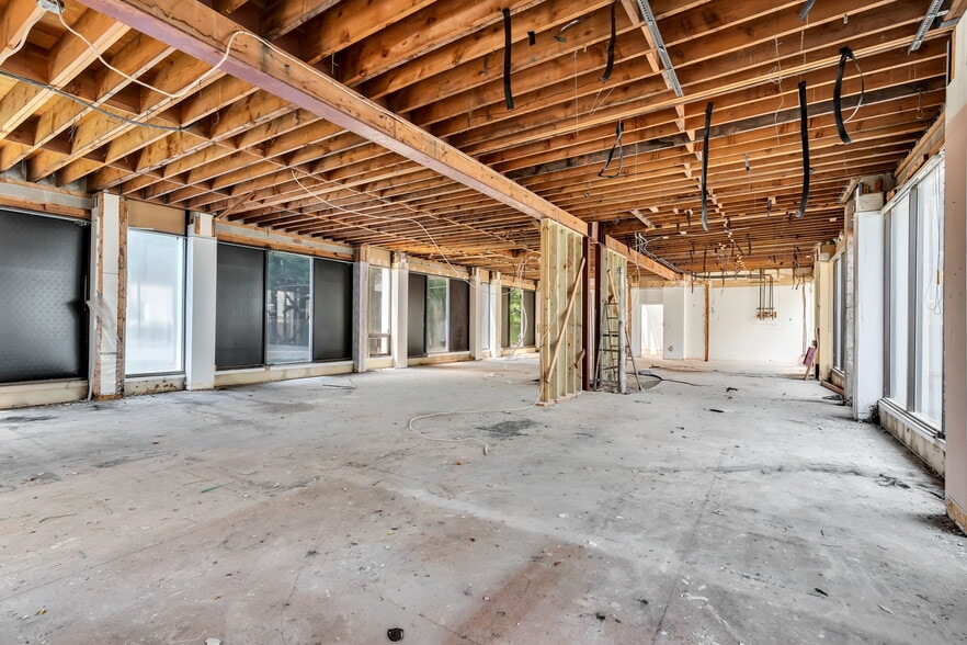 More Photos Of 441-443 E Westfield Ave, Roselle Park Medical For Sale