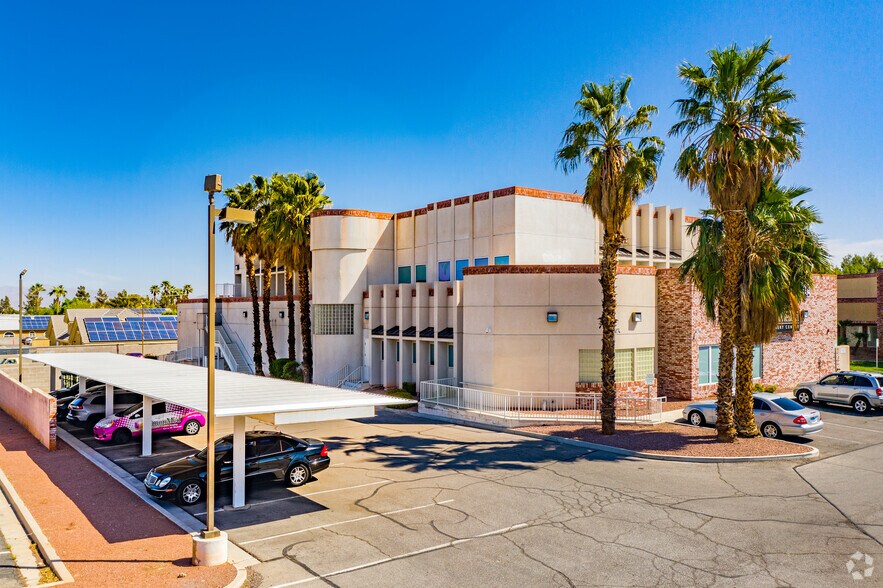 More Photos Of 3560 E Flamingo Rd, Las Vegas Medical For Sale