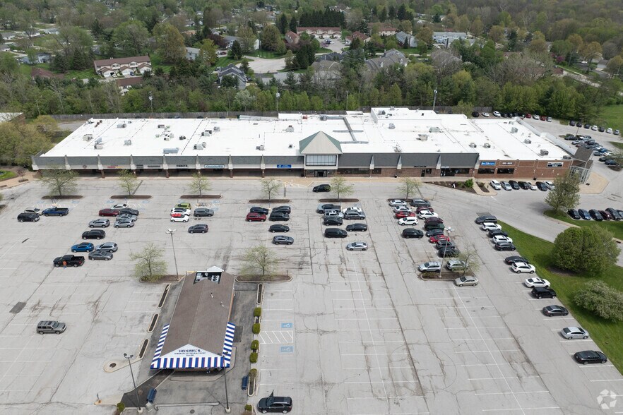 More Photos Of 10735 Ravenna Rd, Twinsburg General Retail For Sale