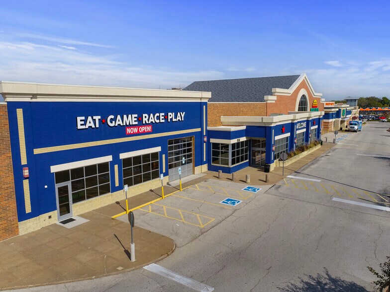 More Photos Of 858 Middle Rd, Bettendorf Unknown For Lease