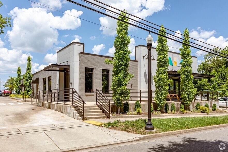 More Photos Of 527 N Maple St, Murfreesboro Medical For Sale