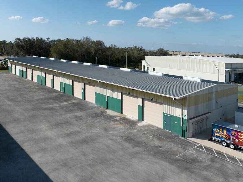 More Photos Of 3525 Reynolds Rd, Lakeland Warehouse For Lease