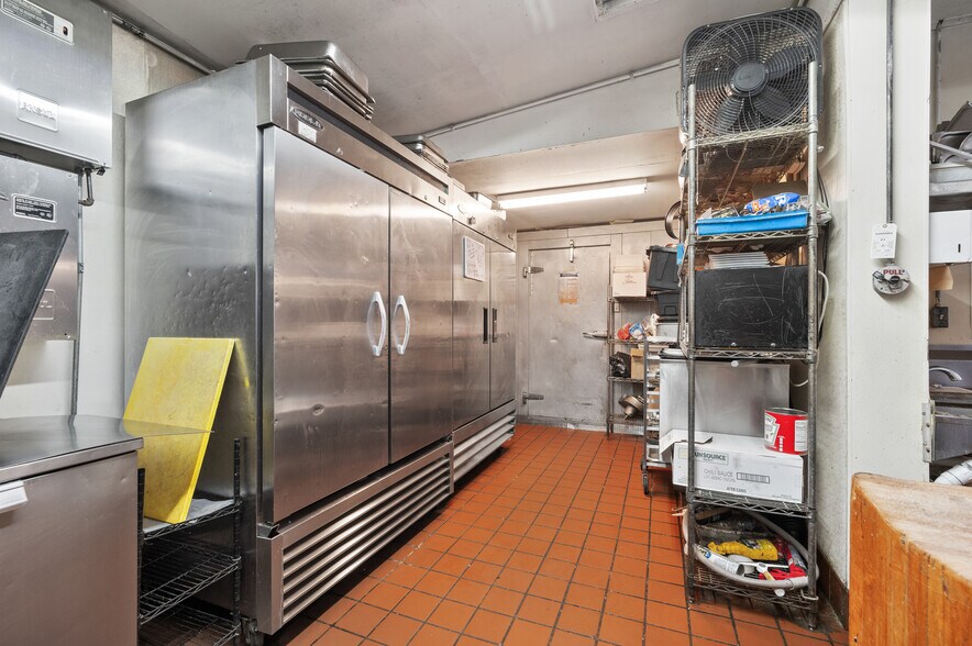 More Photos Of 1206 Route 51, Jefferson Hills Restaurant For Sale