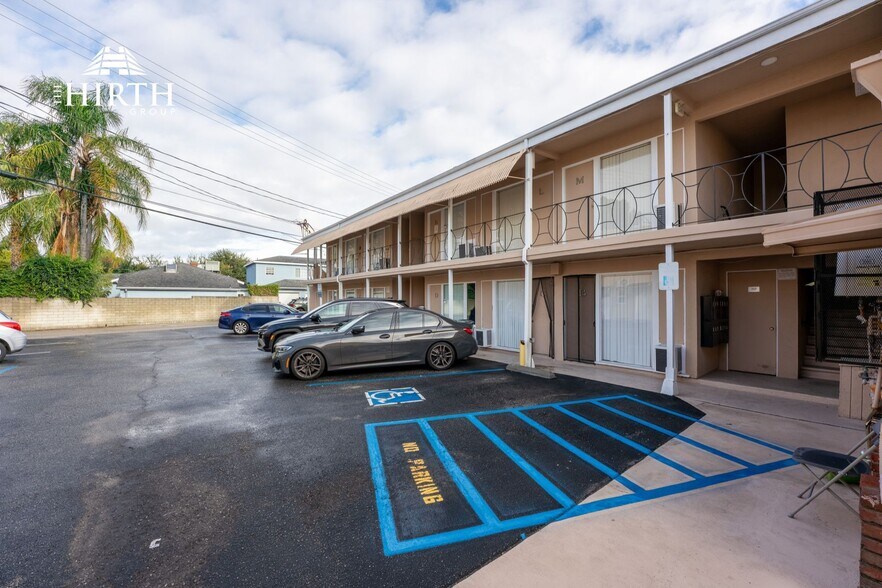 More Photos Of 2221-2225 W Olive Ave, Burbank Office Residential For Sale