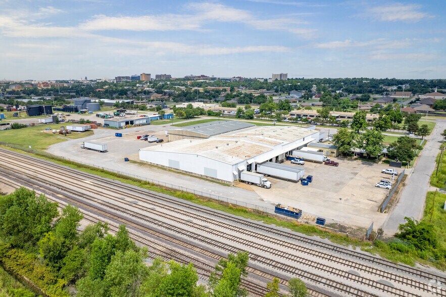 More Photos Of 301 N Rhode Island Ave, Oklahoma City Distribution For Lease