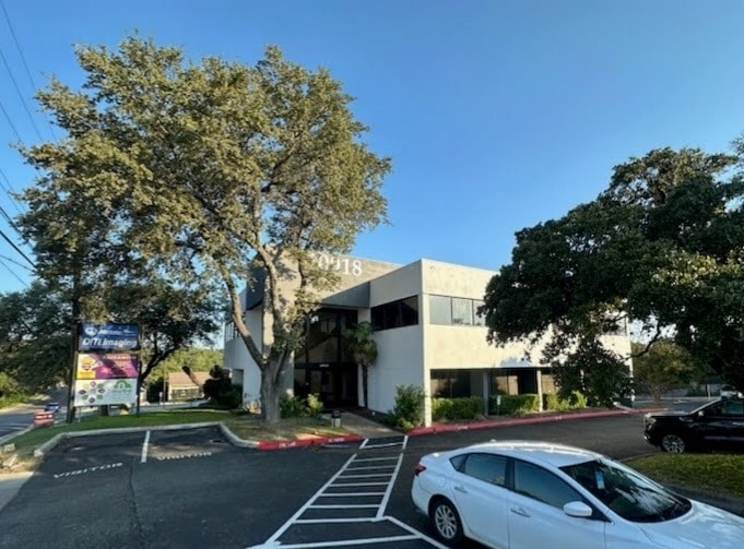 More Photos Of 10918 Vance Jackson Rd, San Antonio Medical For Lease
