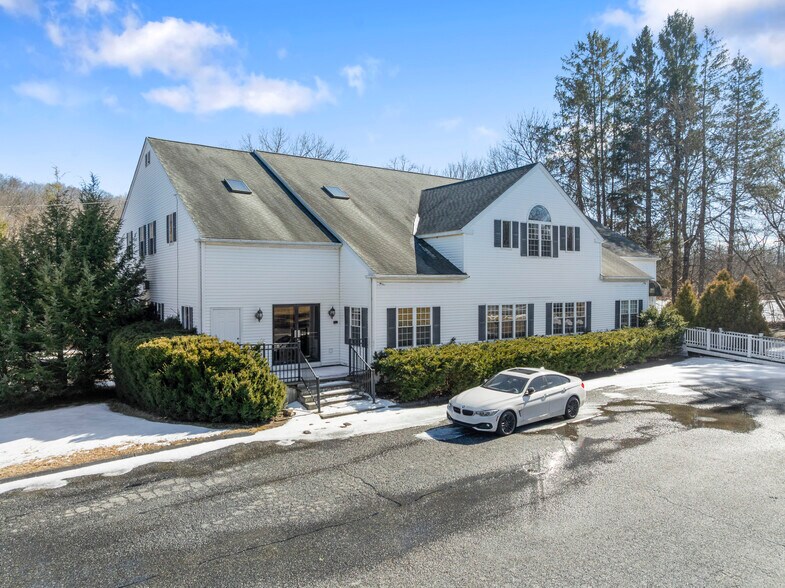 Primary Photo Of 128 Litchfield Rd, New Milford Medical For Sale