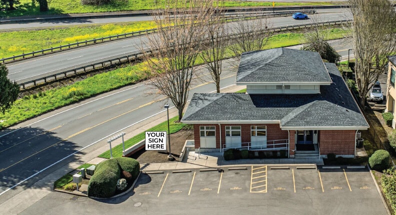 Primary Photo Of 939 Willagillespie Rd, Eugene Medical For Lease