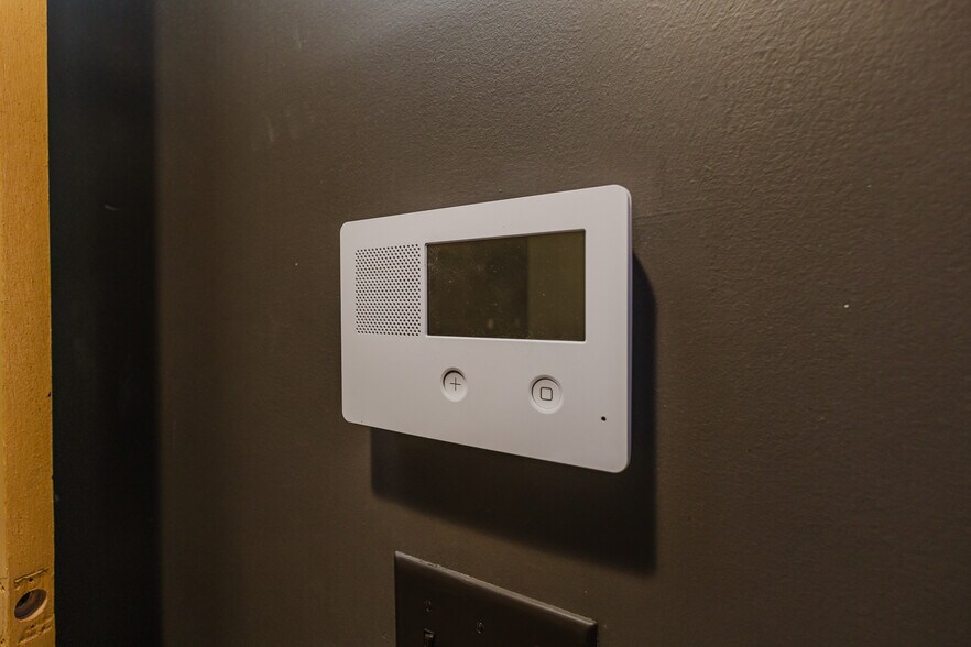 More Photos Of 1001 W Douglas Ave, Wichita Storefront For Sale