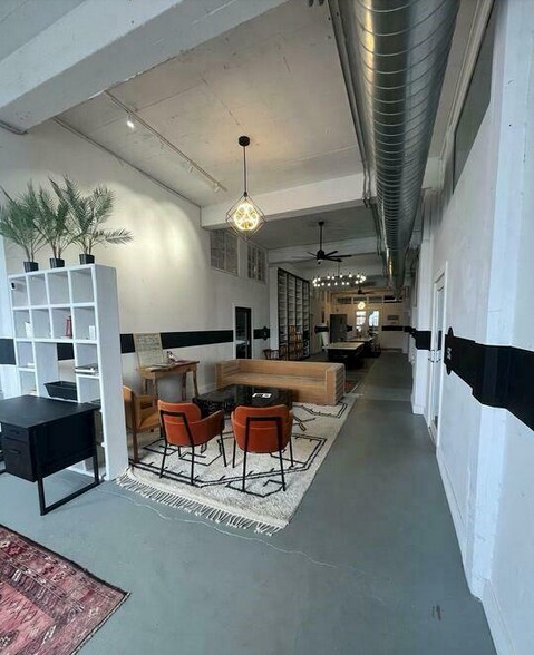 More Photos Of 109 Roberts St, Asheville General Retail For Sale