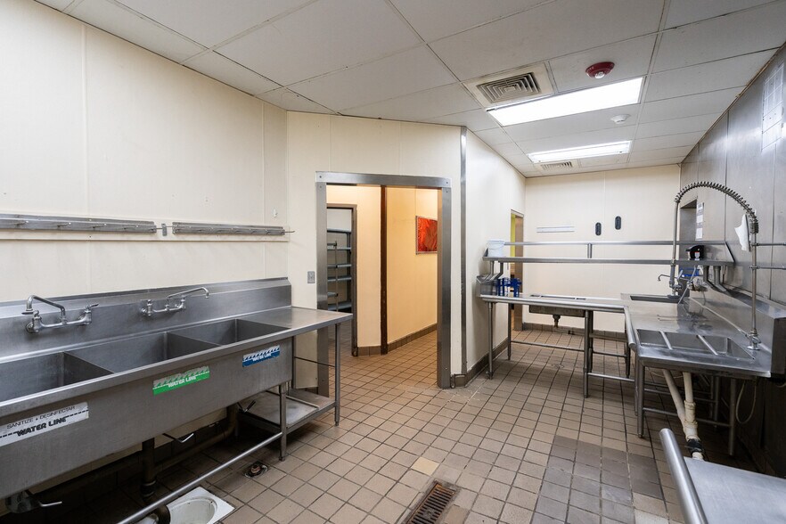 More Photos Of 3162 S Atlantic Ave, Daytona Beach Shores Restaurant For Lease