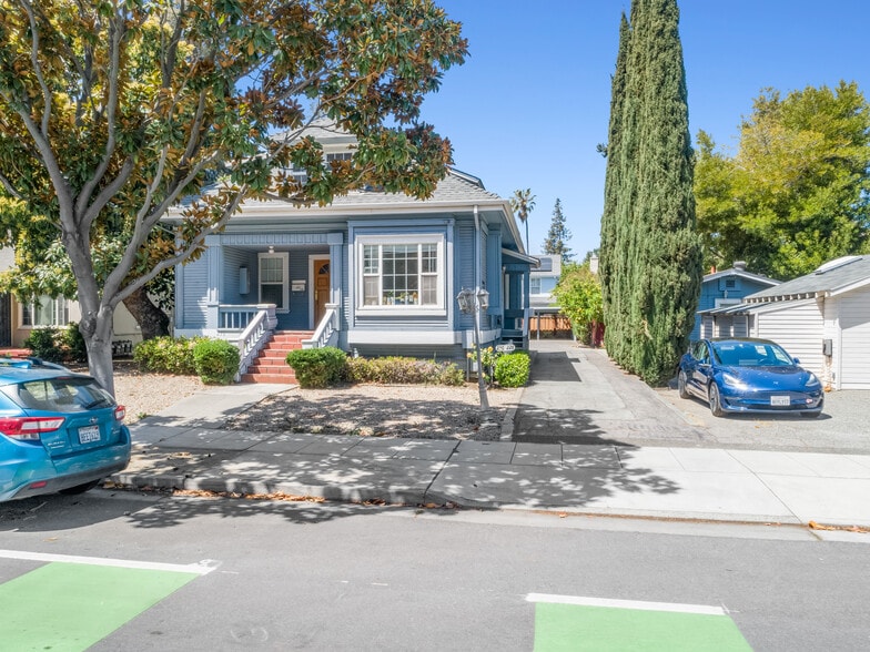 More Photos Of 228 S Shoreline Blvd, Mountain View Apartments For Sale