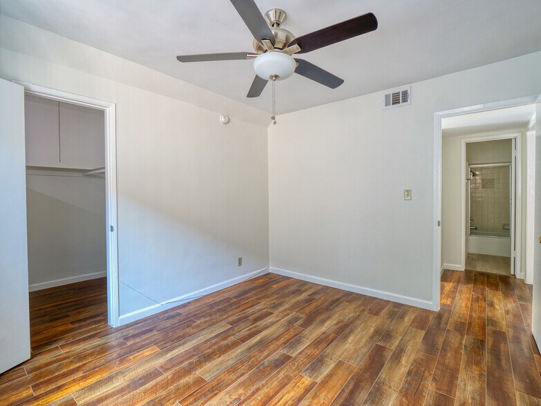 More Photos Of 1138 S Corning St, Los Angeles Apartments For Sale