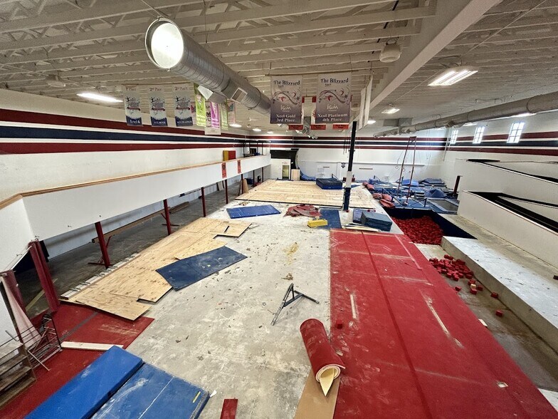 More Photos Of 2440 Clare Ln Ne, Rochester Flex For Sale