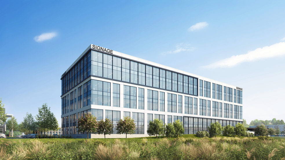 More Photos Of 1301 Discovery Pky, Wauwatosa Office For Lease