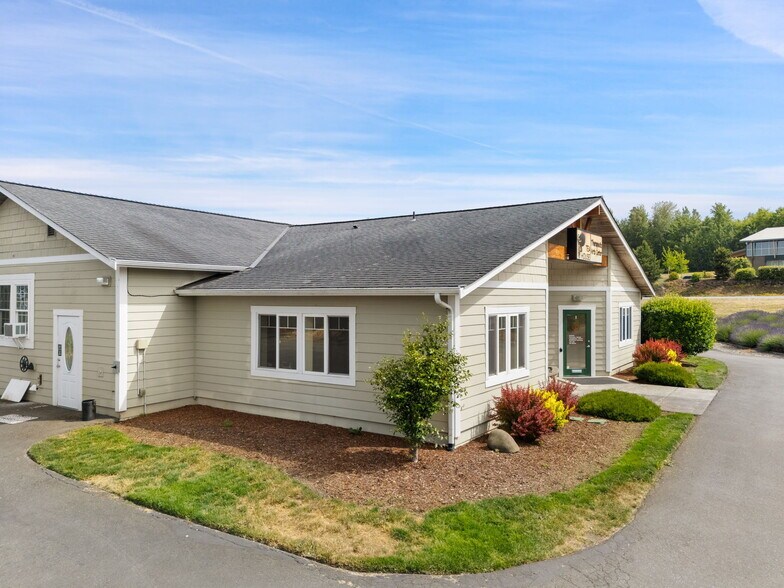 More Photos Of 261043 101 Hwy, Sequim Office For Lease