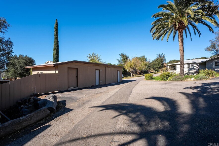 More Photos Of 2560-2566 Alpine Blvd, Alpine Office For Sale