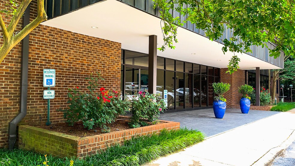 More Photos Of 2310 Myron Dr, Raleigh Medical For Lease