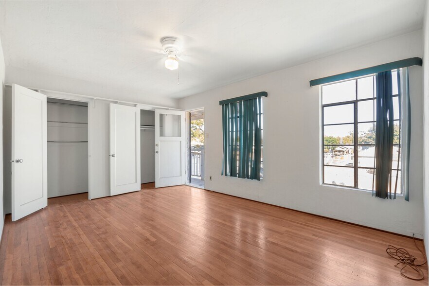 More Photos Of 2250-2260 Oxford St, Sacramento Storefront Retail Residential For Sale