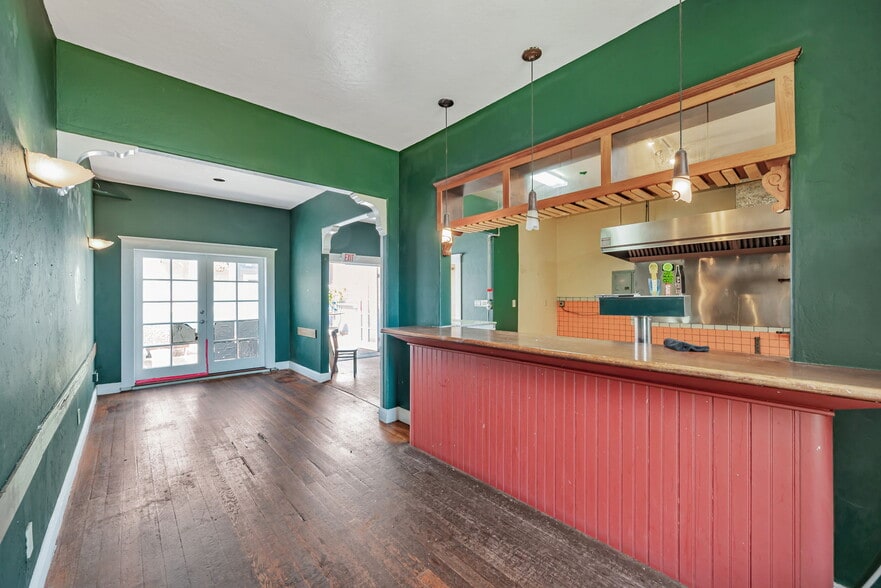 More Photos Of 408-412 Cortland Ave, San Francisco Storefront Retail Residential For Lease