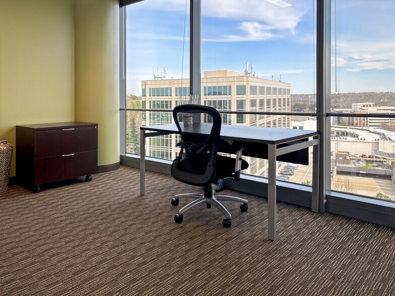 More Photos Of 1000 Parkwood Cir SE, Atlanta Coworking Space