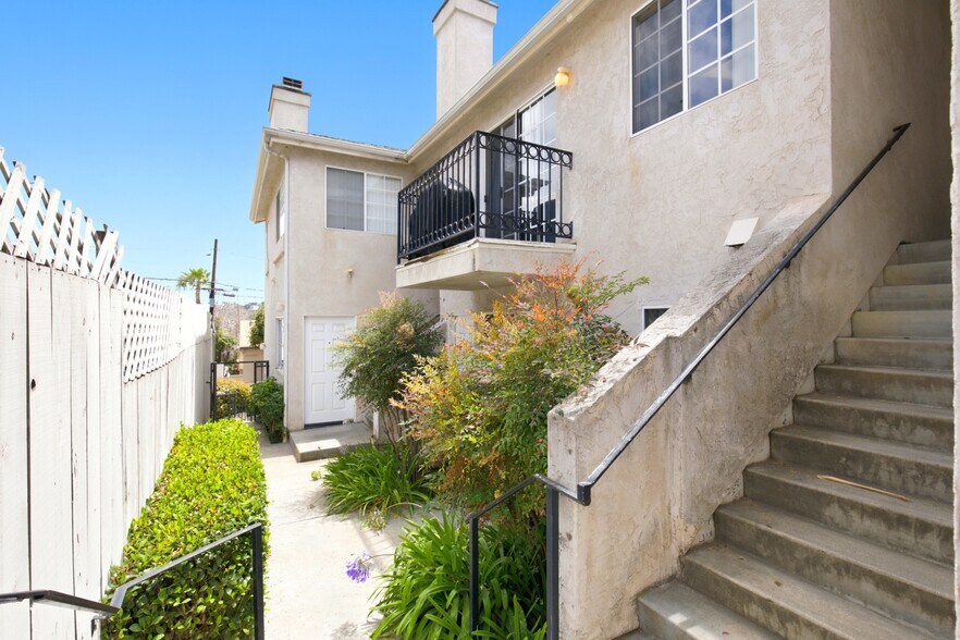 More Photos Of 5826 Lauretta St, San Diego Apartments For Sale