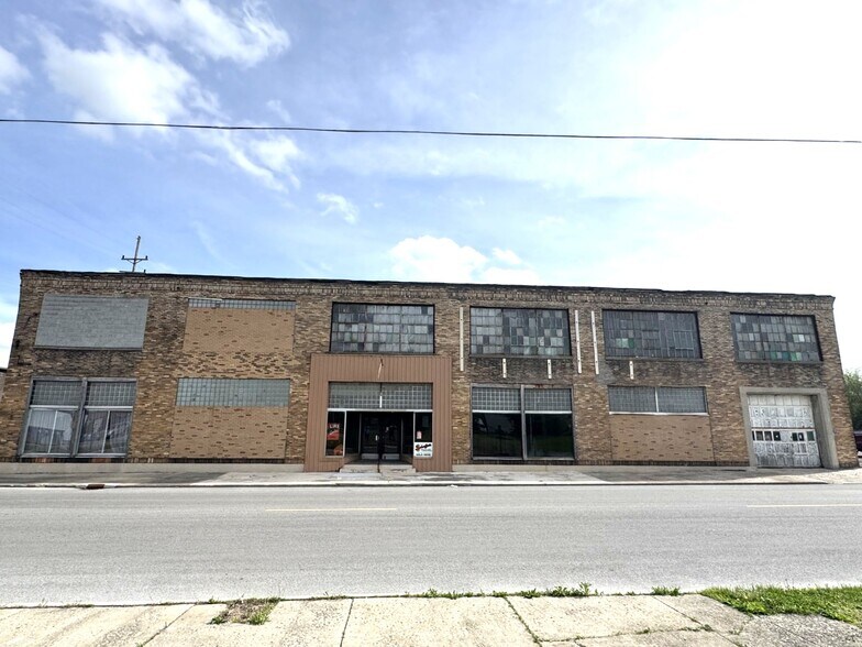 More Photos Of 142 E Pearl St, Lima Manufacturing For Sale