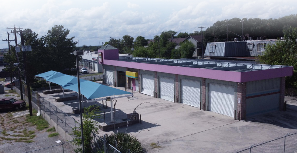 Primary Photo Of 125 De Chantle Dr, San Antonio Auto Repair For Lease