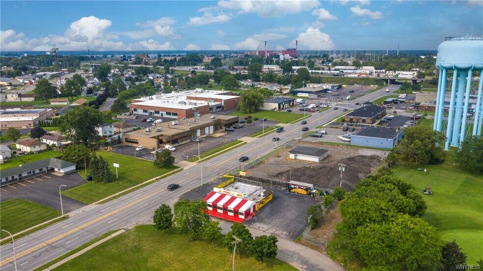 More Photos Of 69 Grand Island Blvd, Tonawanda Fast Food For Sale