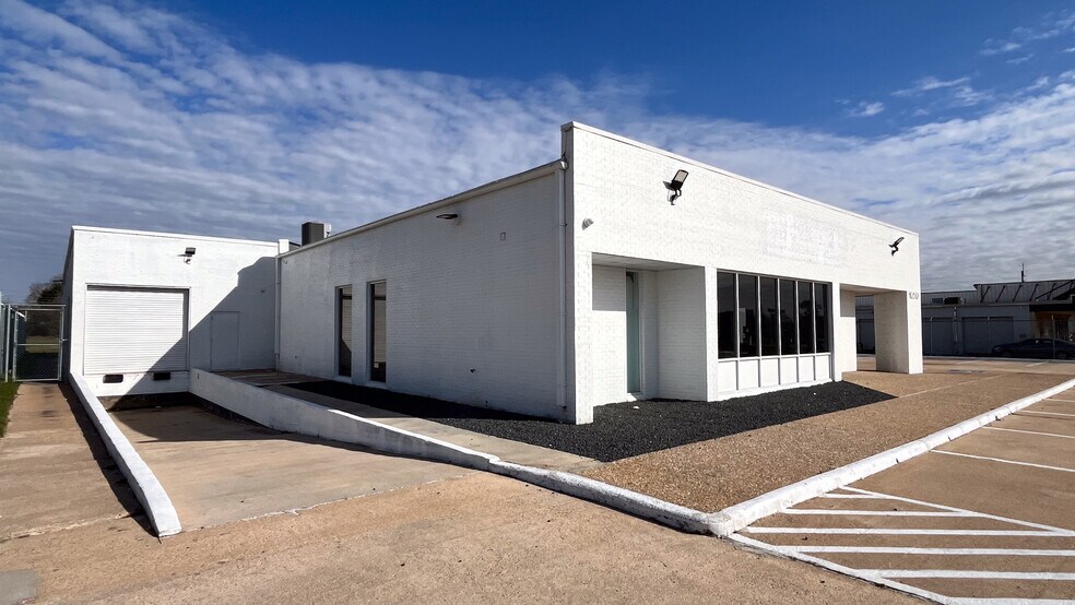 More Photos Of 16210 Clay Rd, Houston General Retail For Sale