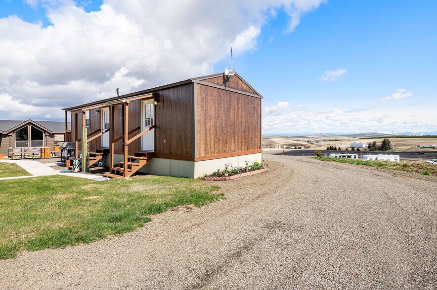 More Photos Of 110 Seubert Heights Dr, Cottonwood Trailer Camper Park For Sale