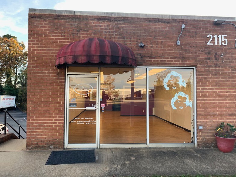 More Photos Of 2115 Hydraulic Rd, Charlottesville Office For Lease