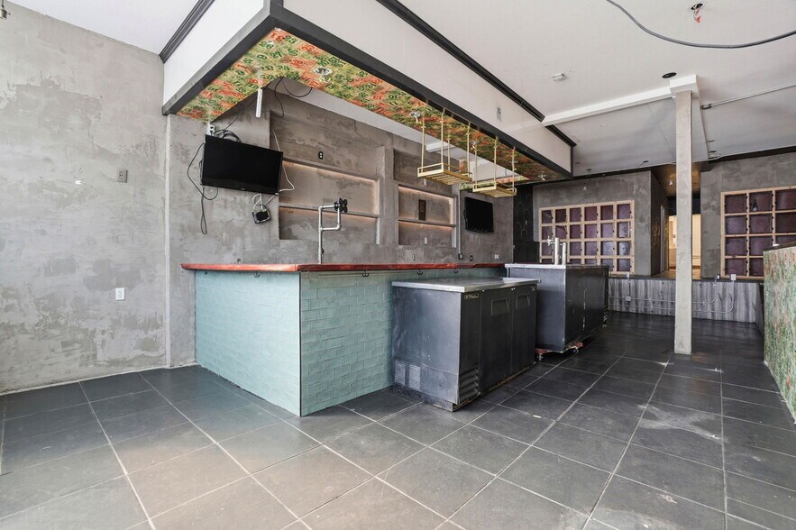 More Photos Of 2368 3rd St, San Francisco Restaurant For Lease