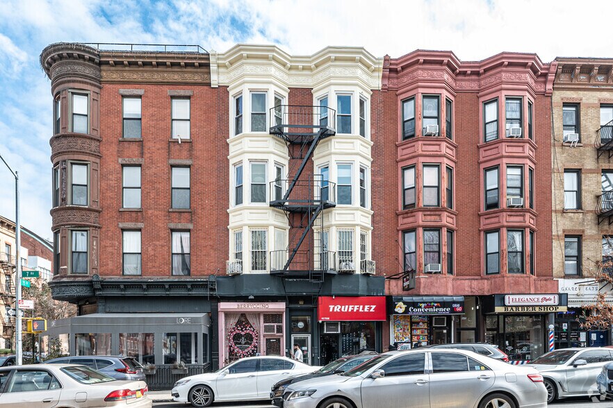Primary Photo Of 443 7th Ave, Brooklyn Apartments For Lease