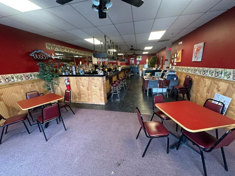 More Photos Of 885 Main St, Tewksbury Storefront Retail Office For Sale