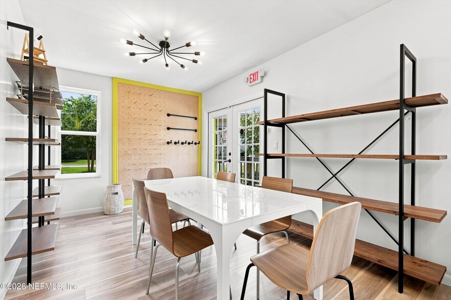 More Photos Of 2103 Atlantic Blvd, Jacksonville Office For Sale