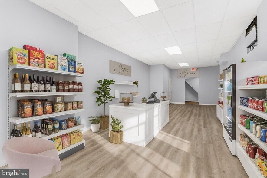 More Photos Of 2053 S Croskey St, Philadelphia Freestanding For Sale