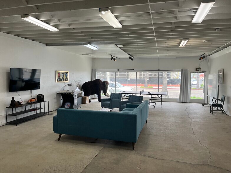 More Photos Of 1609-1611 S Coast Hwy, Oceanside Freestanding For Lease