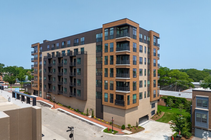 More Photos Of 235 E Prospect Ave, Mount Prospect Apartments For Lease