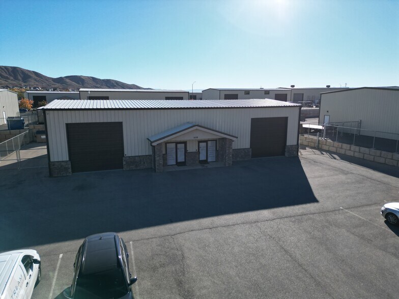 More Photos Of 1456 E Hillcrest Dr, Washington Industrial For Sale