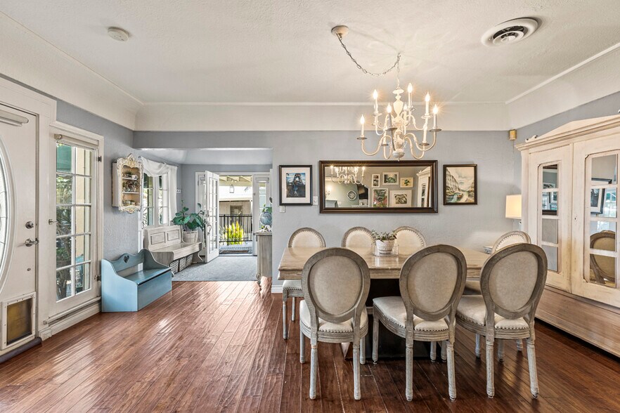 More Photos Of 906 E Commonwealth Ave, Fullerton Storefront For Sale