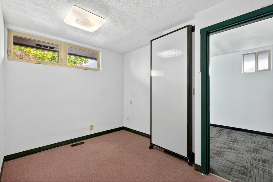 More Photos Of 5311-5315 N Vancouver Ave, Portland Medical For Sale